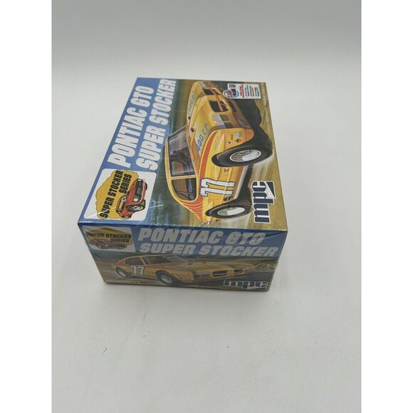 MPC 1970 Pontiac GTO Super Stocker Series 1:25 939 Plastic Model Kit - Picture 2 of 5